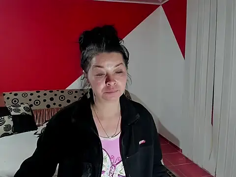 Soffy Skye online show from 11/14/25, 04:33