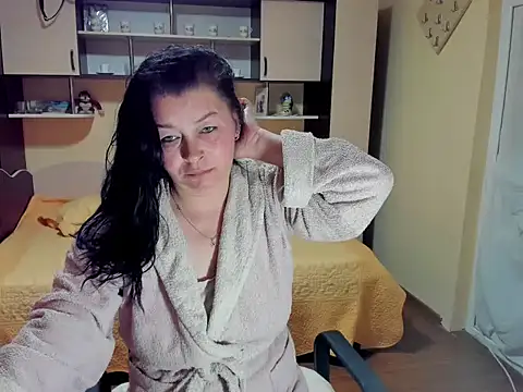 Snapshot of Soffy_Skye chatting on 04/21/26, 04:52 Soffy Skye online show from 04/21/26, 04:52