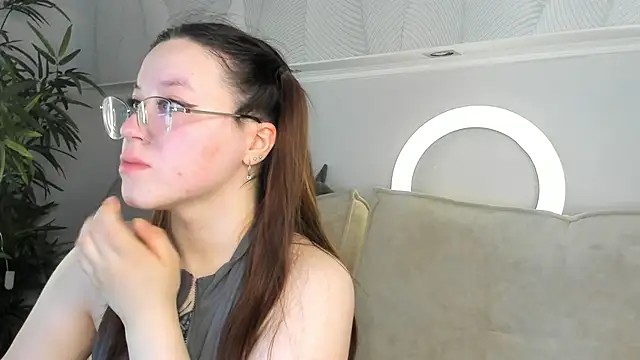 Krysadapp online show from 06/22/26, 12:02