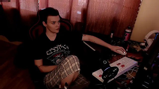 KrisNeal online show from 03/17/26, 09:34