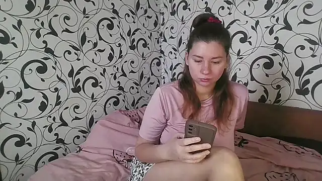 YourEmilie online show from 11/05/25, 07:30