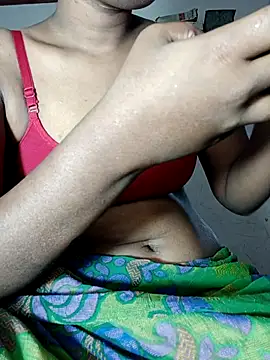 Snapshot of Tamil_Kavitha chatting on 02/09/26, 05:44 Tamil Kavitha online show from 02/09/26, 05:44