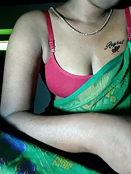 Snapshot of Tamil_Kavitha chatting on 02/10/26, 08:07 Tamil Kavitha online show from 02/10/26, 08:07