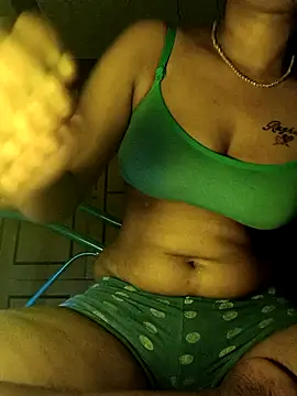 Snapshot of Tamil_Kavitha chatting on 02/13/26, 07:43 Tamil Kavitha online show from 02/13/26, 07:43