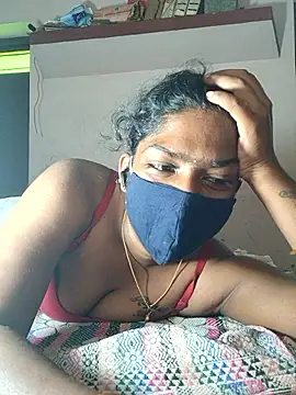 Snapshot of Tamil_Kavitha chatting on 02/20/26, 06:37 Tamil Kavitha online show from 02/20/26, 06:37