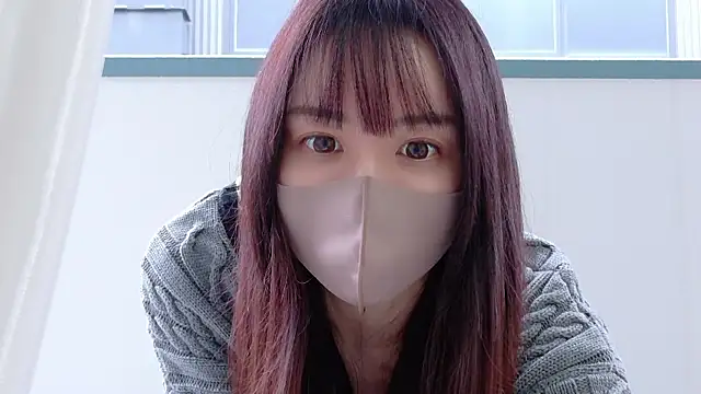  Mia land  online show from 04/22/26, 02:03