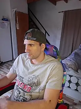 Snapshot of ObeyLust chatting on 01/08/26, 10:23 ObeyLust online show from 01/08/26, 10:23