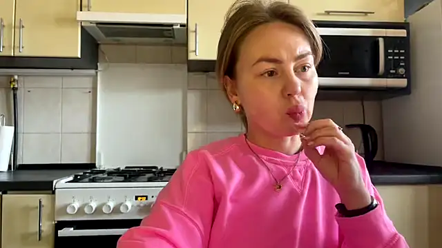 MartaLuna  online show from 03/16/26, 08:07