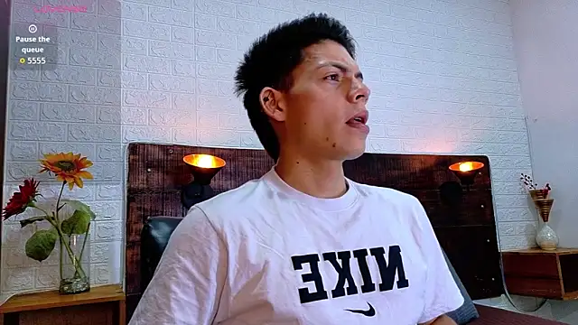 JhosuaVega online show from 11/08/25, 09:35