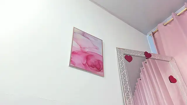 miajhonsonx online show from 06/19/26, 01:59