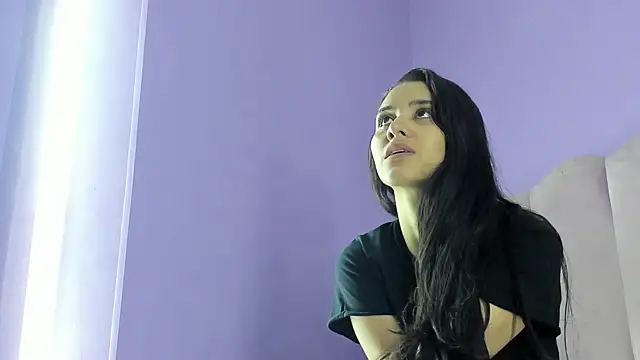 miajhonsonx online show from 06/25/26, 07:40