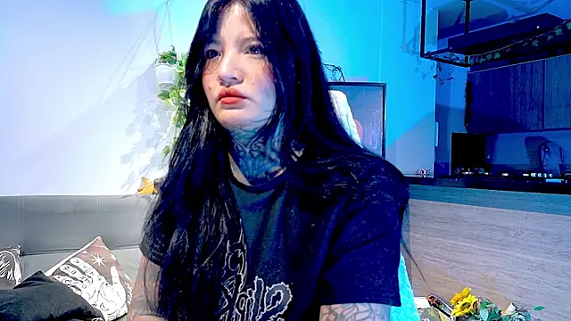 Unatatuada online show from 12/18/25, 09:26