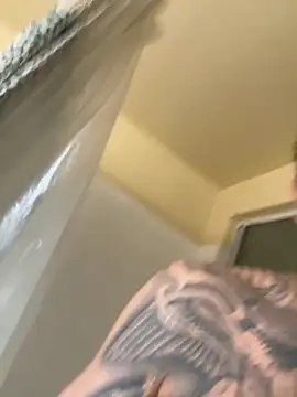 busnfatnutsLildee online show from 11/08/25, 08:14