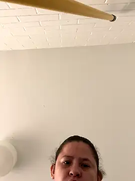 Snapshot of xelita4 chatting on 09/24/25, 12:19 xelita4 online show from 09/24/25, 12:19