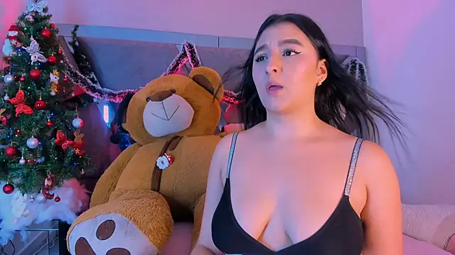 MariaFlowers online show from 12/14/25, 02:17