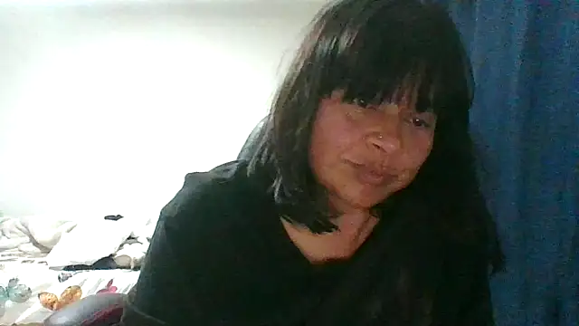 Snapshot of adri89-g chatting on 12/20/25, 04:52 adri89-g online show from 12/20/25, 04:52