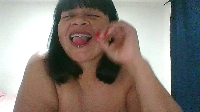 Snapshot of adri89-g chatting on 02/10/26, 12:37 adri89-g online show from 02/10/26, 12:37