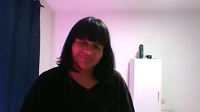 Snapshot of adri89-g chatting on 03/27/26, 03:56 adri89-g online show from 03/27/26, 03:56