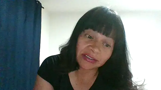 Snapshot of adri89-g chatting on 04/27/26, 01:25 adri89-g online show from 04/27/26, 01:25