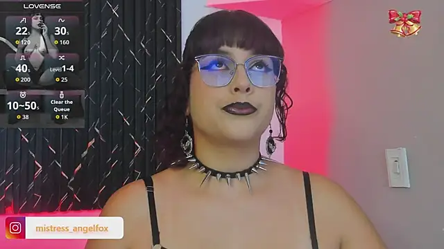 mistress angell  online show from 12/17/25, 09:43