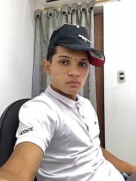 EL VENEZOLANO 22CM online show from 02/13/26, 06:20