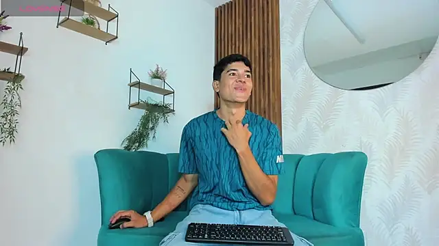 SandroVeyra online show from 09/22/25, 08:00