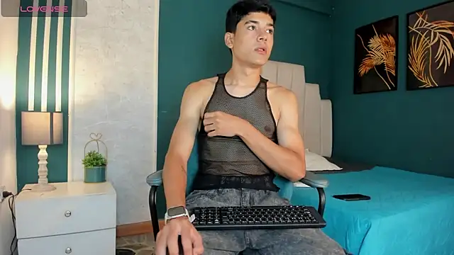 SandroVeyra online show from 09/23/25, 07:50