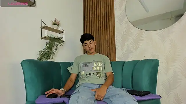 SandroVeyra online show from 09/26/25, 08:13