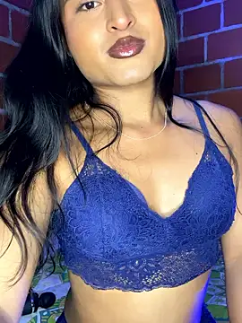 Snapshot of Michelle_Narvaez chatting on 06/18/26, 01:28 Michelle Narvaez online show from 06/18/26, 01:28