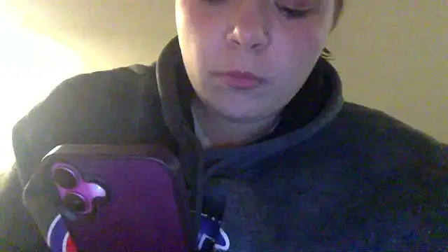 Snapshot of Cordia98 chatting on 11/07/25, 10:48 Cordia98 online show from 11/07/25, 10:48