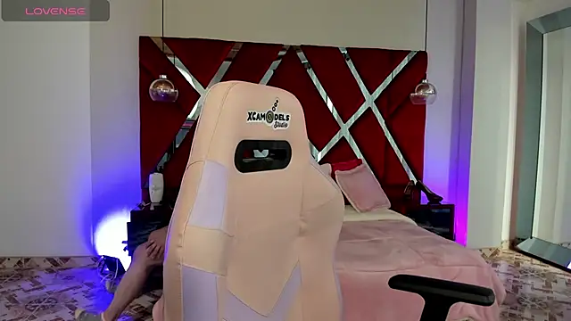 alexiaystive3 online show from 10/15/25, 03:56