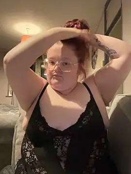 Snapshot of AmberBliss-X chatting on 11/19/25, 10:10 AmberBliss-X online show from 11/19/25, 10:10
