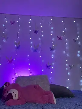 Daliila 11 online show from 10/24/25, 02:41