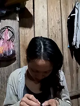 bonnie-00 online show from 09/13/25, 02:39