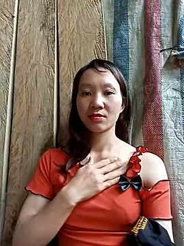 bonnie-00 online show from 09/28/25, 01:11