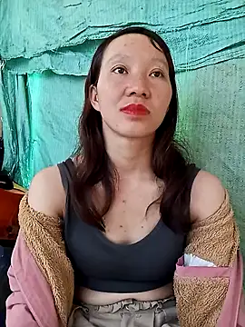 bonnie-00 online show from 10/02/25, 03:57