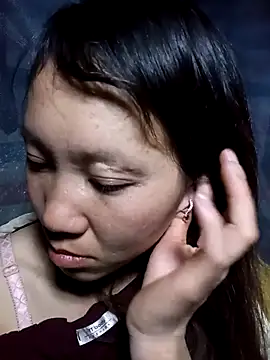 bonnie-00 online show from 12/03/25, 04:05