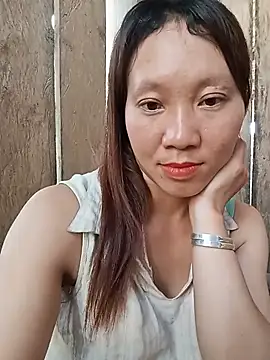 Snapshot of bonnie-00 chatting on 07/03/26, 11:27 bonnie-00 online show from 07/03/26, 11:27