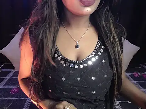 Snapshot of Naughtyy_stripgirl chatting on 02/02/26, 06:50 Naughtyy stripgirl online show from 02/02/26, 06:50