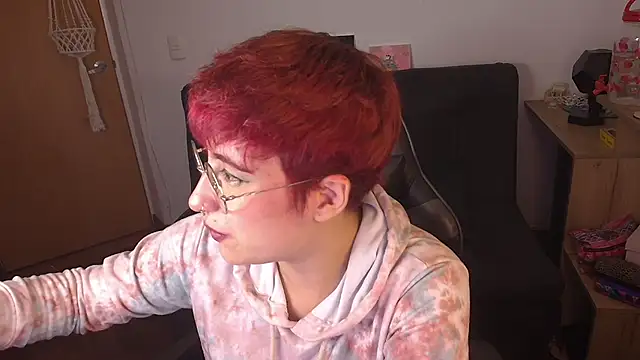 Miacatsito3 online show from 11/07/25, 01:16