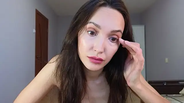 Lillian-Clark online show from 02/17/26, 10:45