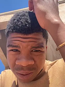 Snapshot of thatotheroneguy chatting on 10/22/25, 01:33 thatotheroneguy online show from 10/22/25, 01:33