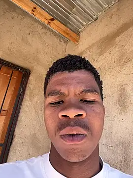 Snapshot of thatotheroneguy chatting on 10/27/25, 10:41 thatotheroneguy online show from 10/27/25, 10:41