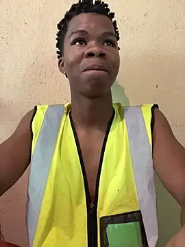 Snapshot of thatotheroneguy chatting on 11/14/25, 05:28 thatotheroneguy online show from 11/14/25, 05:28