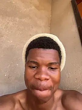 Snapshot of thatotheroneguy chatting on 11/26/25, 01:01 thatotheroneguy online show from 11/26/25, 01:01