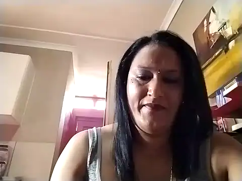 Indiansexyboobs18 online show from 06/16/26, 09:12