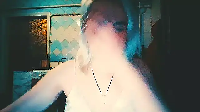 EmmaCat  online show from 04/24/26, 06:21