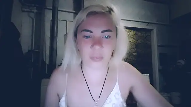 EmmaCat  online show from 05/10/26, 03:01