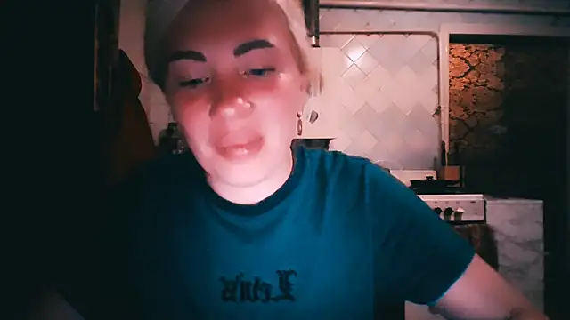 EmmaCat  online show from 06/06/26, 06:12