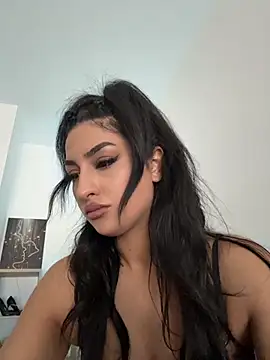 Snapshot of Mia_spicyy chatting on 08/02/26, 11:08 Mia spicyy online show from 08/02/26, 11:08